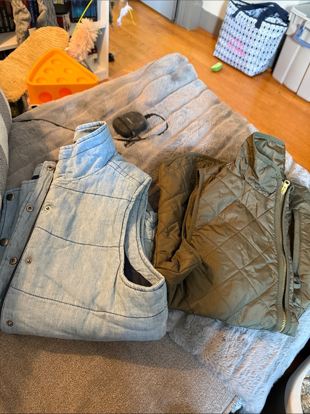 Light Blue Quilted Vest & Olive Green Quilted Jacket Set